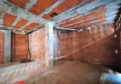 Local comercial en venta con 182m² en Ávila foto