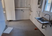 55m² commercial premises for rent in León, Calle la Serna, 1 photo