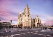 1250m² hôtel pour vente à León photo