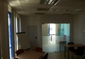 63m² office for rent in Seville, in the area of La Bachillera photo