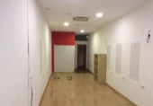 Local comercial en alquiler con 48m² en Sevilla, en la zona de Museo, Calle SAN PABLO foto
