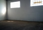 680m² entrepôt pour location à Séville, dans le quartier de San Jerónimo photo