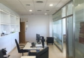 97m² office for sale in Seville, in the area of La Bachillera photo