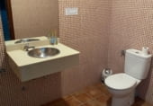 Local comercial en alquiler con 250m² en Linares foto