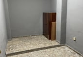 Local comercial en alquiler con 250m² en Linares foto