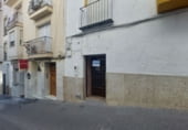 130m² commercial premises for sale in Quesada photo
