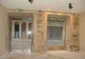 Local comercial en alquiler con 125m² en Ferrol foto