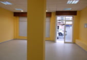 Local comercial en venta con 70m² en Ferrol, en la zona de Recimil foto