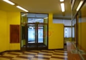 240m² commercial premises for sale in Miranda de Ebro photo