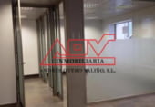 Local comercial en alquiler con 200m² en Ferrol foto