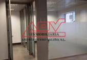 Local comercial en alquiler con 200m² en Ferrol foto