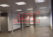 Local comercial en alquiler con 200m² en Ferrol foto