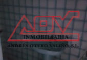Local comercial en venta con 100m² en Ferrol, en la zona de Recimil foto