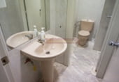 Local comercial en venta con 130m² en Logroño foto