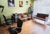 Peluqueria en traspaso con 80m² en Logroño foto