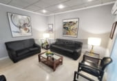 160m² office for sale in Logroño photo