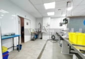 99m² commercial premises for sale in Logroño photo