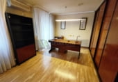 85m² bureau pour location à Logroño photo