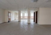 121m² office for sale in Logroño photo