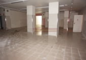 563m² locaux commerciaux pour location à Logroño photo