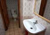 295m² commercial premises for sale in Logroño photo