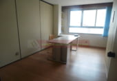 248m² office for sale in Logroño photo