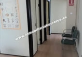 Oficina en venta con 250m² en Logroño foto
