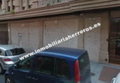 Local comercial en venta con 350m² en Logroño foto