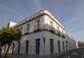 58m² commercial premises for sale in Seville, in the area of San Lorenzo, Calle Torneo photo