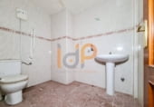 Local comercial en venta con 140m² en Huércal-Overa foto