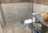 215m² commercial premises for sale in Pontevedra photo