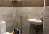 215m² commercial premises for sale in Pontevedra photo