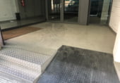 450m² commercial premises for sale in Pontevedra, in the area of Pontevedra photo