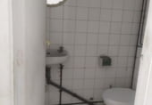 Local comercial en venta con 30m² en Pontevedra foto