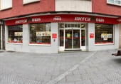 200m² commercial premises for sale in Pontevedra photo