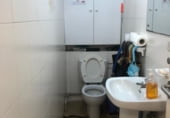 200m² commercial premises for sale in Pontevedra photo