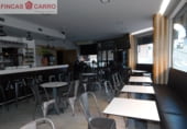 90m² commercial premises for sale in Pontevedra photo