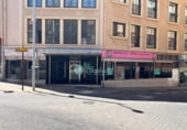 Local comercial en alquiler con 150m² en Segovia foto
