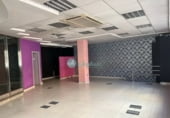 Local comercial en alquiler con 150m² en Segovia foto