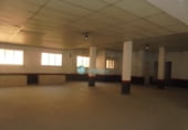 Local comercial en venta con 1200m² en Segovia foto