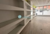 Local comercial en alquiler con 160m² en Segovia foto