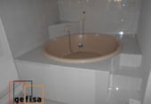 80m² commercial premises for sale in Valdepeñas photo