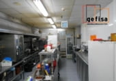 Local comercial en venta con 380m² en Valdepeñas foto
