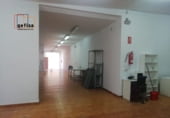 Local comercial en venta con 480m² en Valdepeñas foto