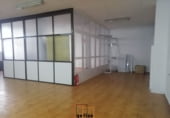 Local comercial en venta con 480m² en Valdepeñas foto