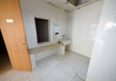 Local comercial en alquiler con 70m² en Tarrasa foto