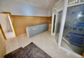 Local comercial en alquiler con 70m² en Tarrasa foto