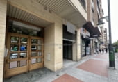 745m² offices for sale in Logroño photo