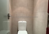745m² offices for sale in Logroño photo