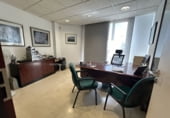 89m² office for sale in Logroño photo